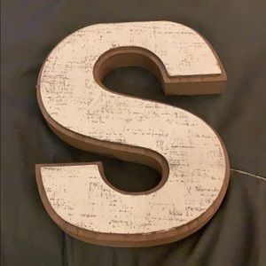 Wood initial sign